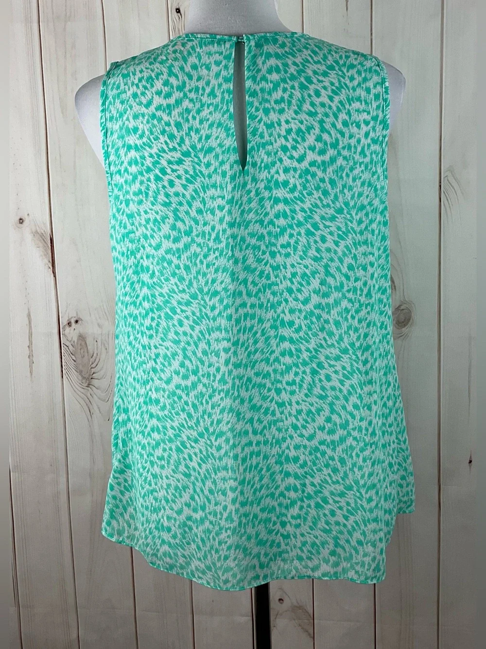 Michael Kors Women’s Mint Green White Sleeveless Pleated Chiffon Top Size M